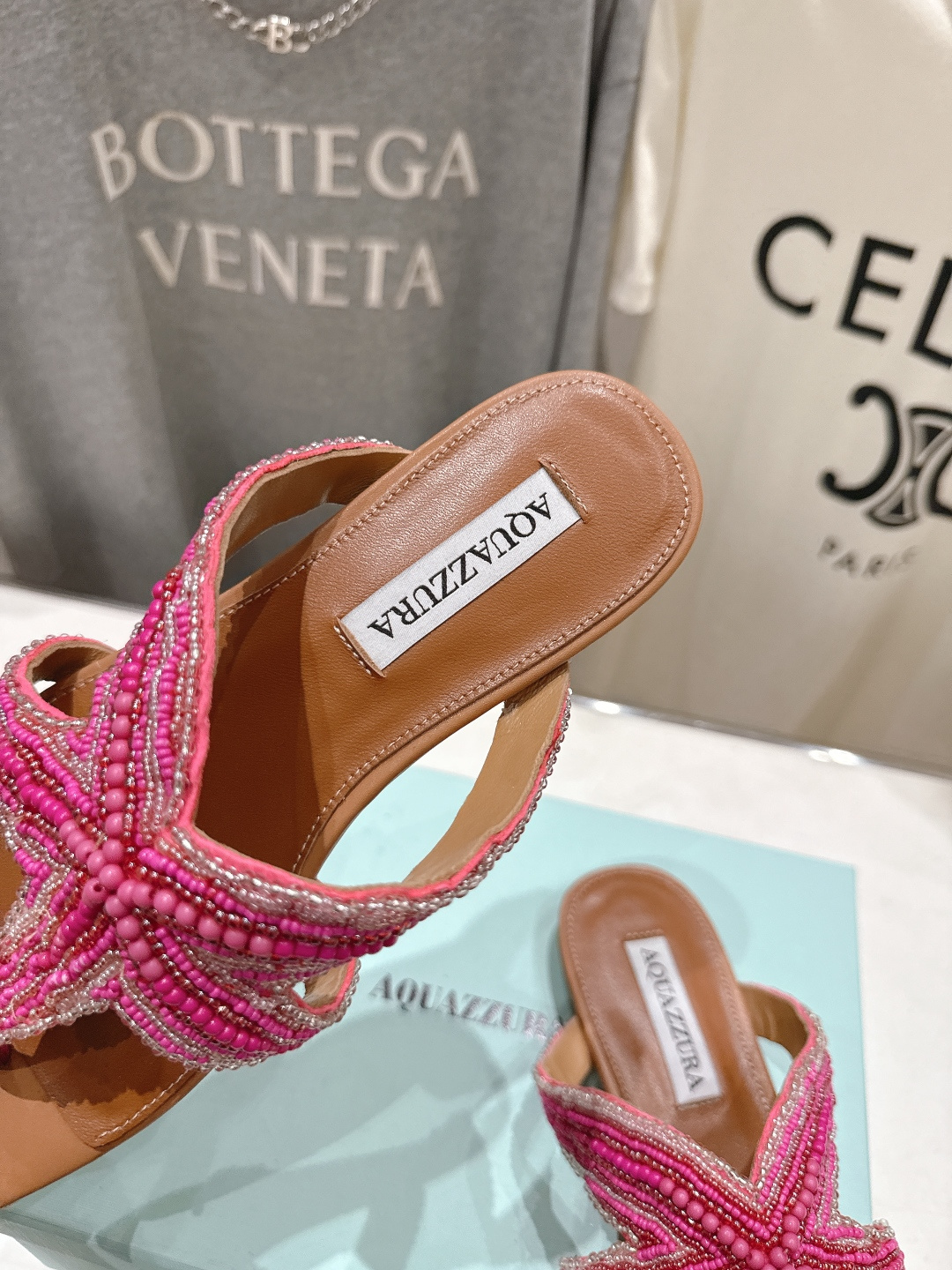 高版本出厂 「ᴀqᴜᴀᴢᴢᴜʀᴀ」AQUAZZURA/菠萝F072 2026ss夏季新款海心串珠水钻夹脚