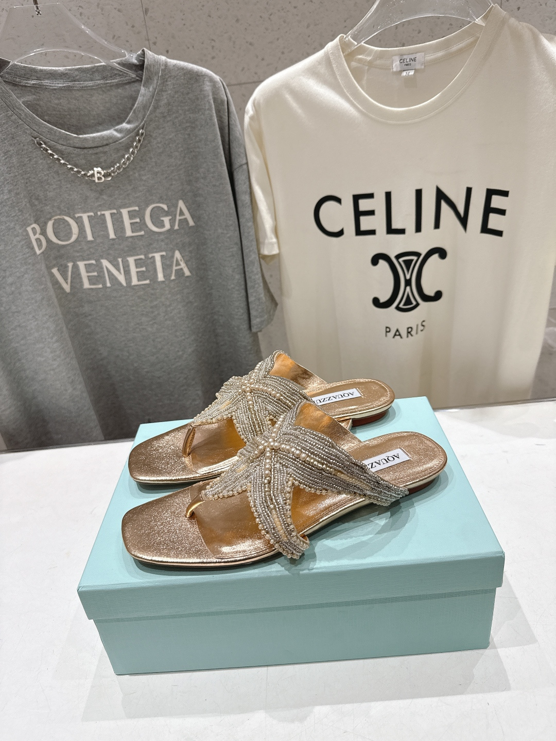 高版本出厂 「ᴀqᴜᴀᴢᴢᴜʀᴀ」AQUAZZURA/菠萝F072 2026ss夏季新款海心串珠水钻夹脚