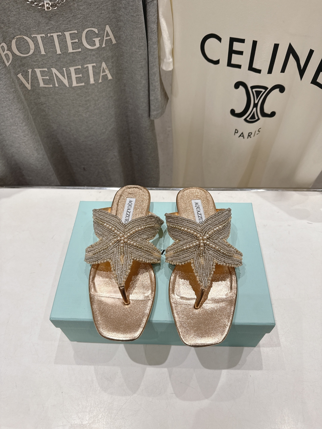 高版本出厂 「ᴀqᴜᴀᴢᴢᴜʀᴀ」AQUAZZURA/菠萝F072 2026ss夏季新款海心串珠水钻夹脚