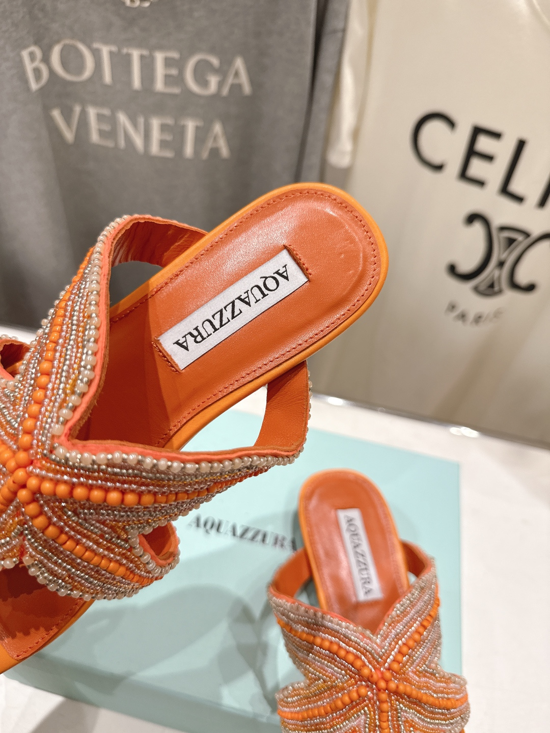 高版本出厂 「ᴀqᴜᴀᴢᴢᴜʀᴀ」AQUAZZURA/菠萝F072 2026ss夏季新款海心串珠水钻夹脚