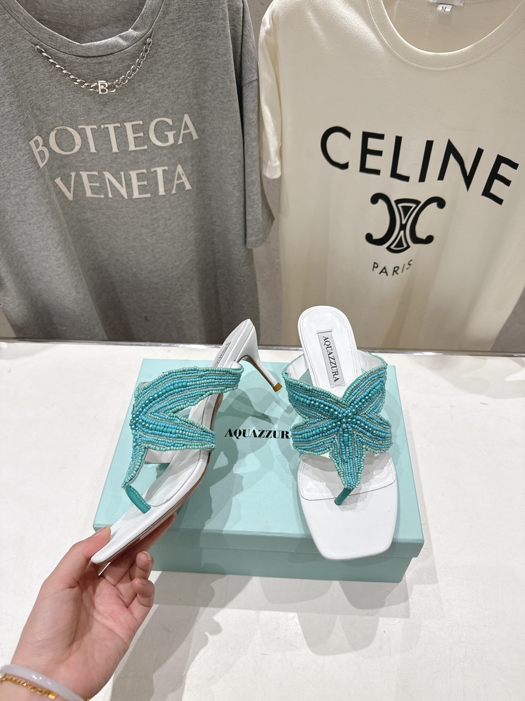 高版本出厂 「ᴀqᴜᴀᴢᴢᴜʀᴀ」AQUAZZURA/菠萝F072 2026ss夏季新款海心串珠水钻夹脚