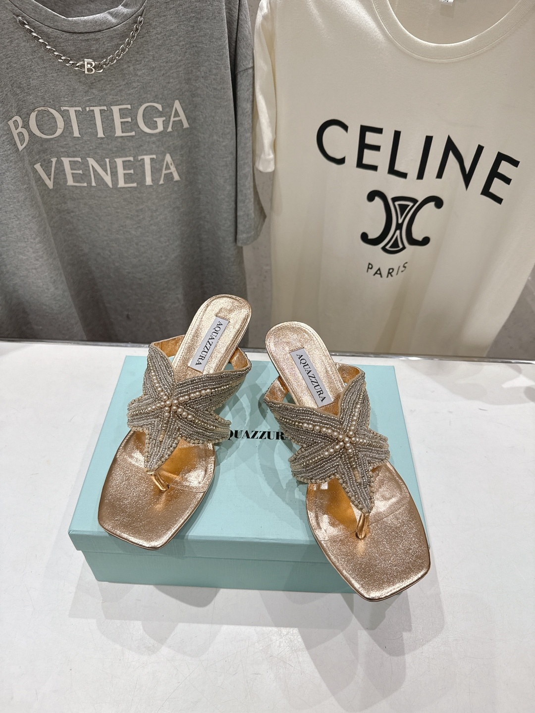高版本出厂 「ᴀqᴜᴀᴢᴢᴜʀᴀ」AQUAZZURA/菠萝F072 2026ss夏季新款海心串珠水钻夹脚