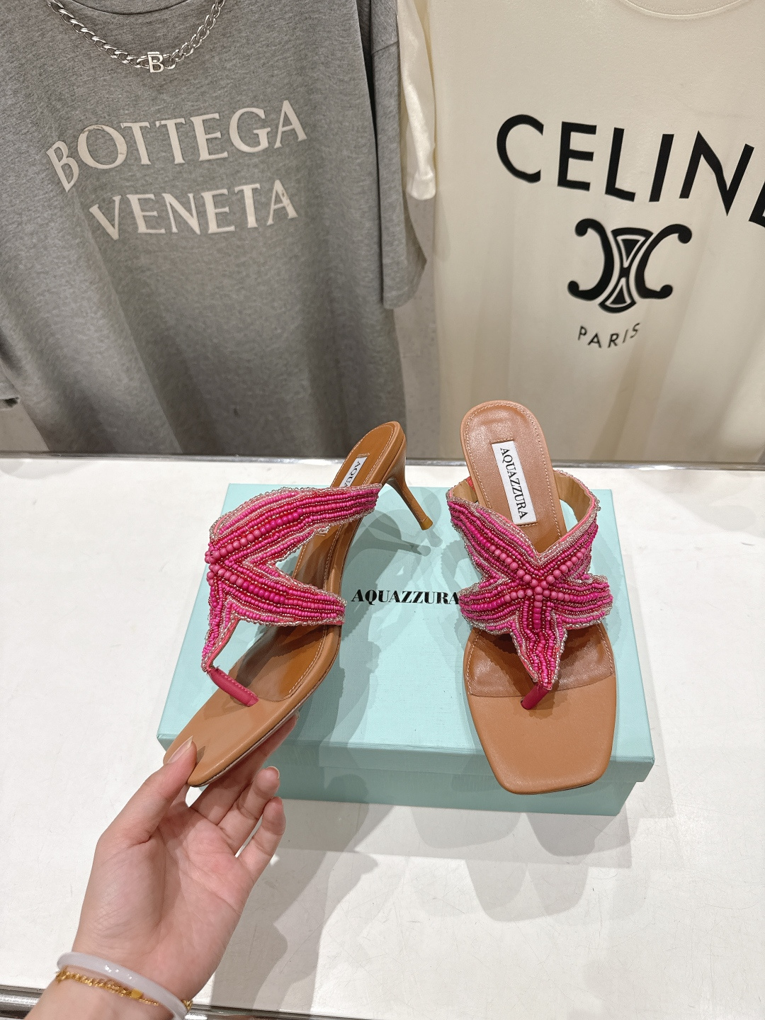 高版本出厂 「ᴀqᴜᴀᴢᴢᴜʀᴀ」AQUAZZURA/菠萝F072 2026ss夏季新款海心串珠水钻夹脚