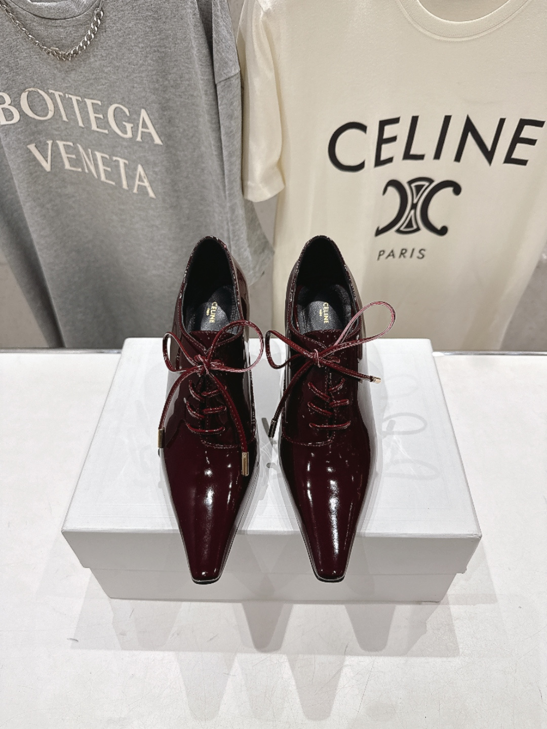 高版本出厂CELINE/赛琳F032 2026ss新品简易尖头玛丽珍复古风高跟鞋～复古简约又时尚 上脚舒
