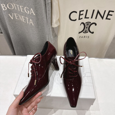 高版本出厂CELINE/赛琳F032 2026ss新品简易尖头玛丽珍复古风高跟鞋~复古简约又时尚 上脚舒 高版本出厂CELINE/赛琳F032 2026ss新品简易尖头玛丽珍复古风高跟鞋~复古简约又时尚 上脚舒