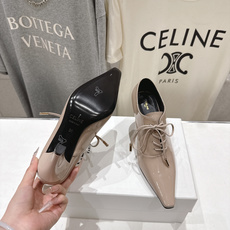 高版本出厂CELINE/赛琳F032 2026ss新品简易尖头玛丽珍复古风高跟鞋~复古简约又时尚 上脚舒 高版本出厂CELINE/赛琳F032 2026ss新品简易尖头玛丽珍复古风高跟鞋~复古简约又时尚 上脚舒