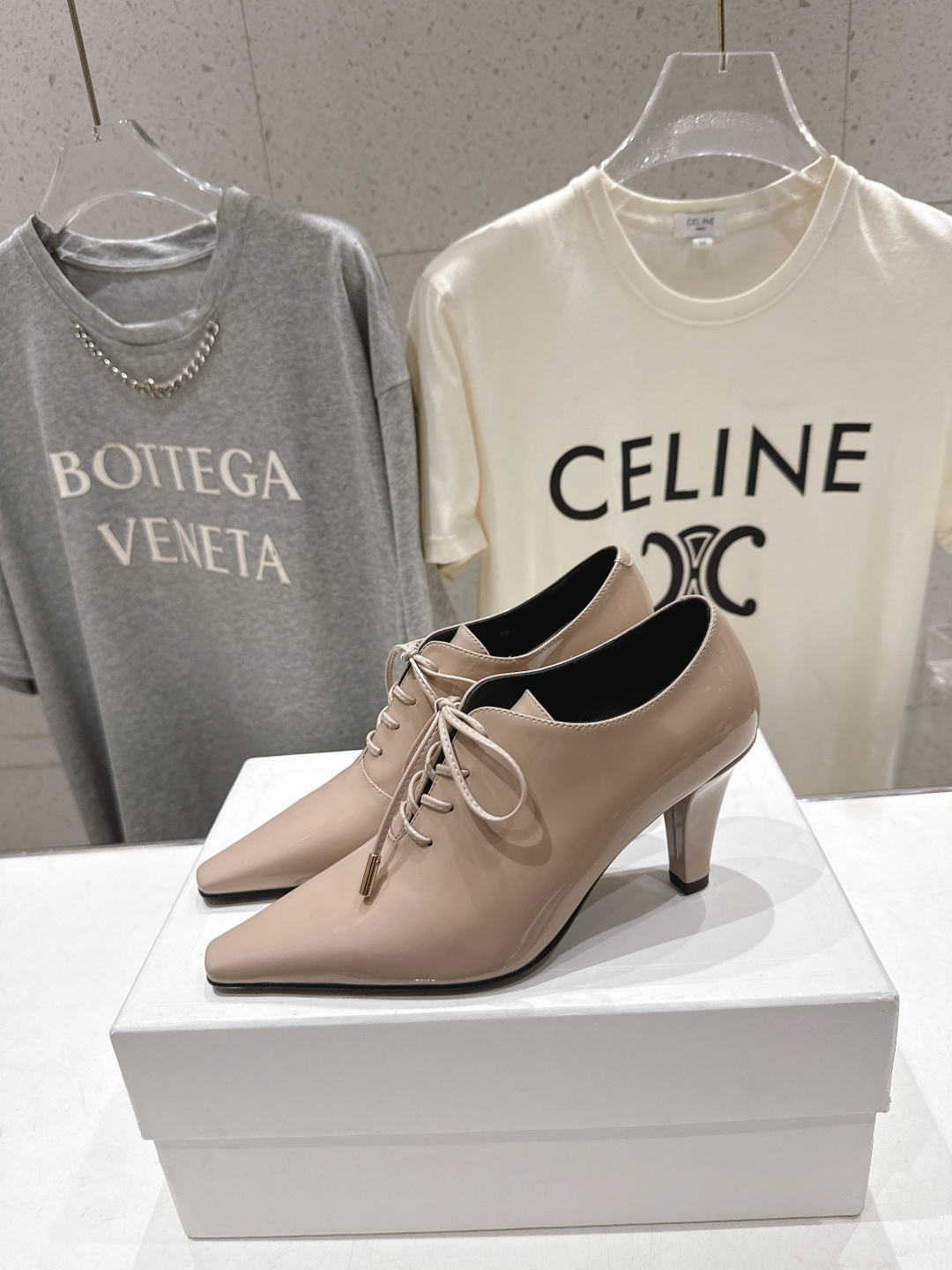 高版本出厂CELINE/赛琳F032 2026ss新品简易尖头玛丽珍复古风高跟鞋~复古简约又时尚 上脚舒 高版本出厂CELINE/赛琳F032 2026ss新品简易尖头玛丽珍复古风高跟鞋~复古简约又时尚 上脚舒