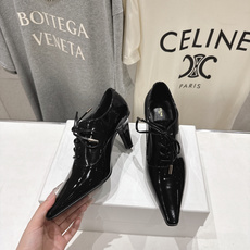 高版本出厂CELINE/赛琳F032 2026ss新品简易尖头玛丽珍复古风高跟鞋~复古简约又时尚 上脚舒 高版本出厂CELINE/赛琳F032 2026ss新品简易尖头玛丽珍复古风高跟鞋~复古简约又时尚 上脚舒