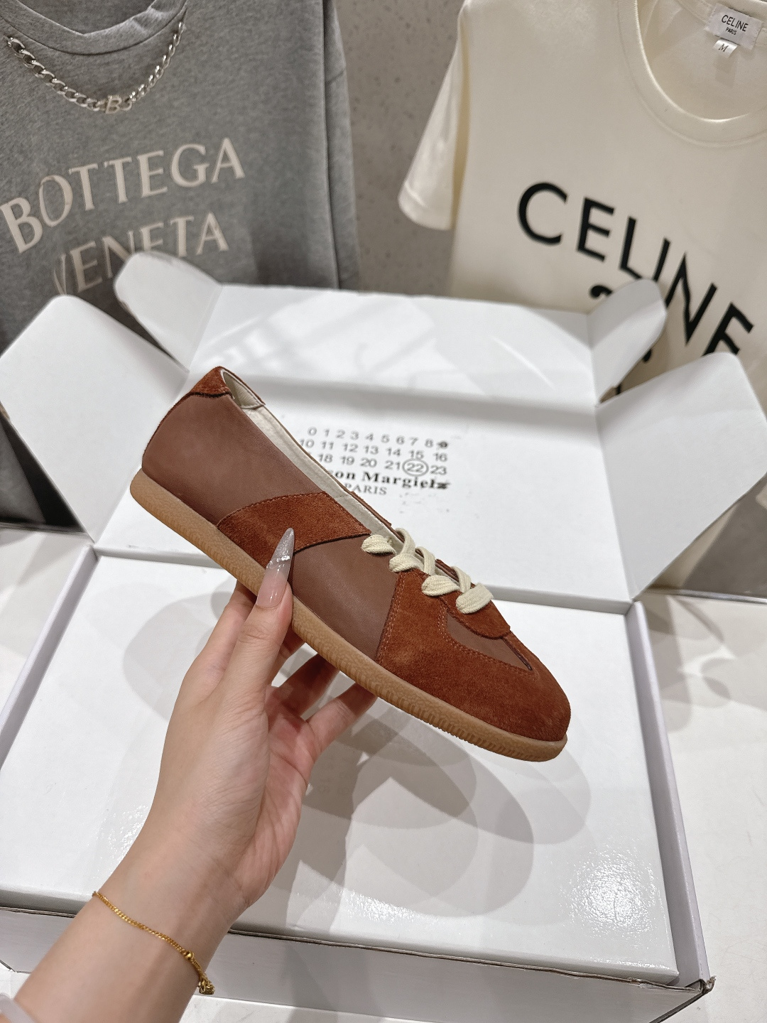 高版本出厂 Maison Margiela 马吉拉MM6新款休闲鞋德训鞋...顶级品质 新品🆕原版复刻 高版本出厂 Maison Margiela 马吉拉MM6新款休闲鞋德训鞋...顶级品质 新品🆕原版复刻