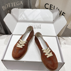 高版本出厂 Maison Margiela 马吉拉MM6新款休闲鞋德训鞋...顶级品质 新品🆕原版复刻 高版本出厂 Maison Margiela 马吉拉MM6新款休闲鞋德训鞋...顶级品质 新品🆕原版复刻
