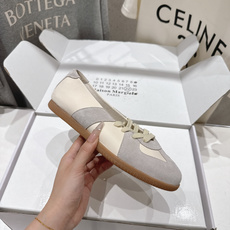 高版本出厂 Maison Margiela 马吉拉MM6新款休闲鞋德训鞋...顶级品质 新品🆕原版复刻 高版本出厂 Maison Margiela 马吉拉MM6新款休闲鞋德训鞋...顶级品质 新品🆕原版复刻