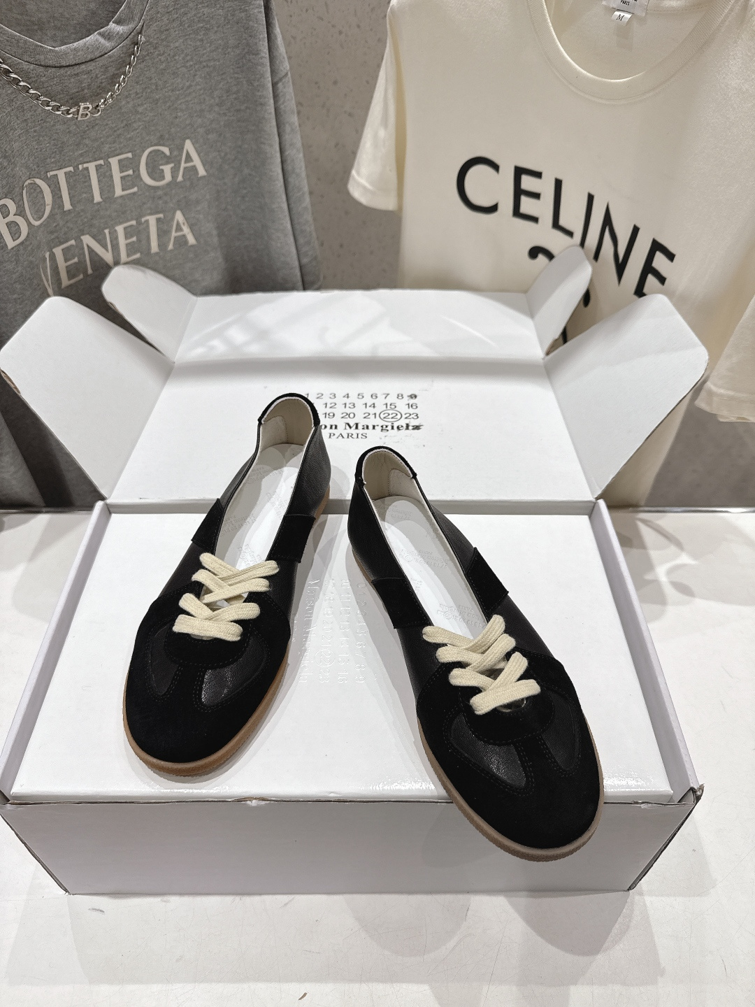 高版本出厂 Maison Margiela 马吉拉MM6新款休闲鞋德训鞋...顶级品质 新品🆕原版复刻 高版本出厂 Maison Margiela 马吉拉MM6新款休闲鞋德训鞋...顶级品质 新品🆕原版复刻