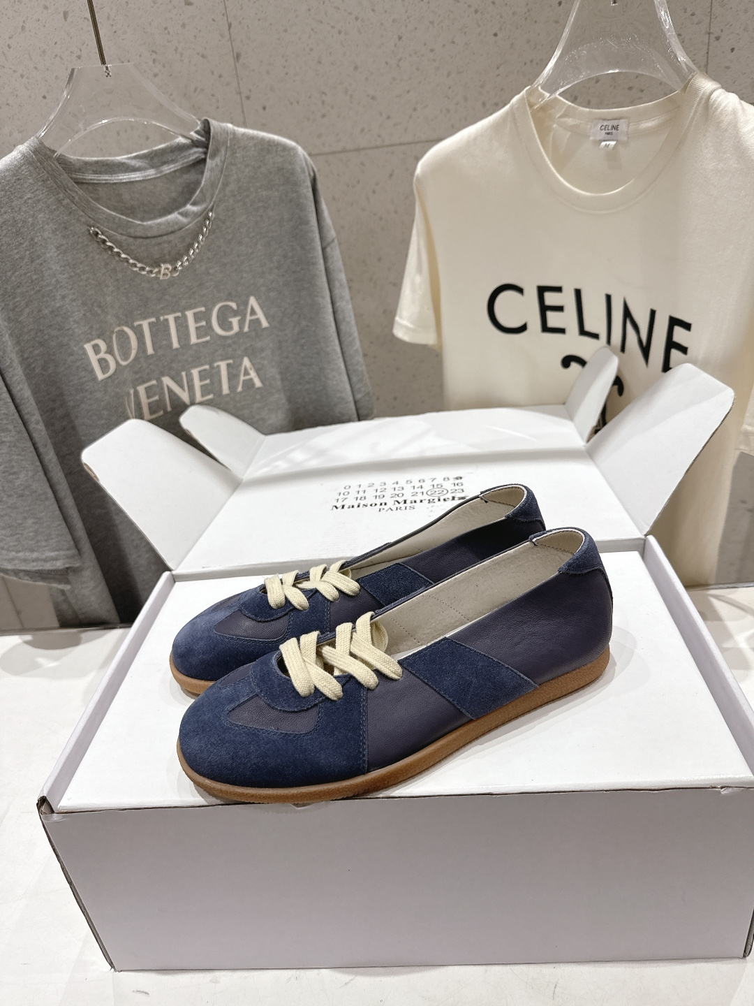 高版本出厂 Maison Margiela 马吉拉MM6新款休闲鞋德训鞋...顶级品质 新品🆕原版复刻 高版本出厂 Maison Margiela 马吉拉MM6新款休闲鞋德训鞋...顶级品质 新品🆕原版复刻