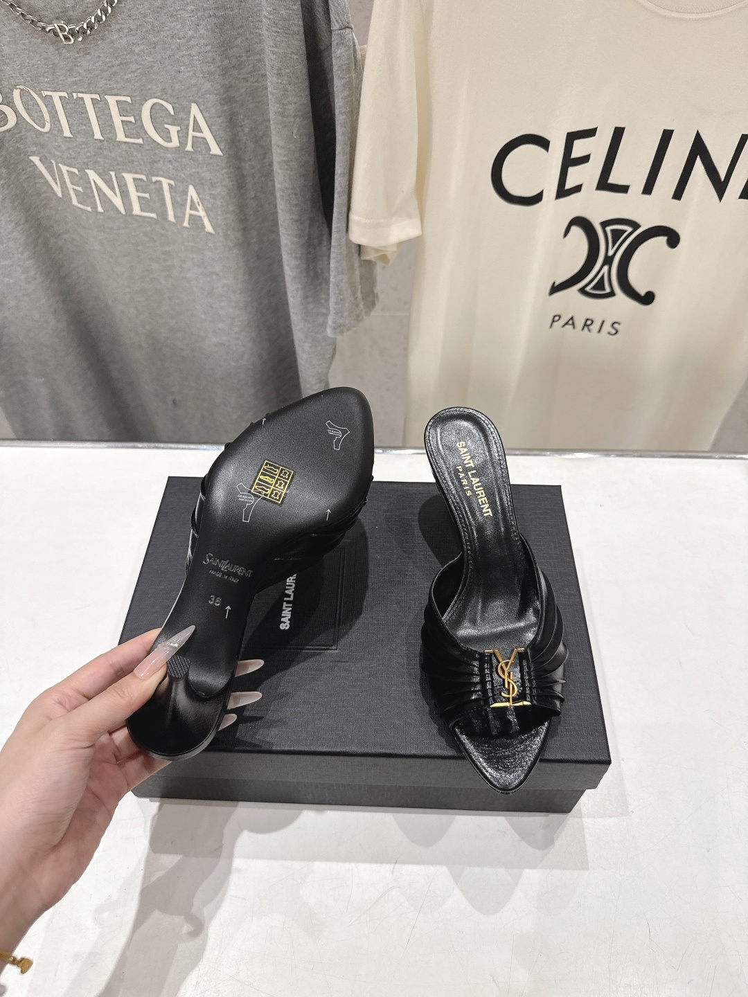 高版本出厂 「SAINT LAURENT*」F017 圣罗兰26ss夏季新款ysl 圣罗兰高跟拖鞋~ 高版本出厂 「SAINT LAURENT*」F017 圣罗兰26ss夏季新款ysl 圣罗兰高跟拖鞋~