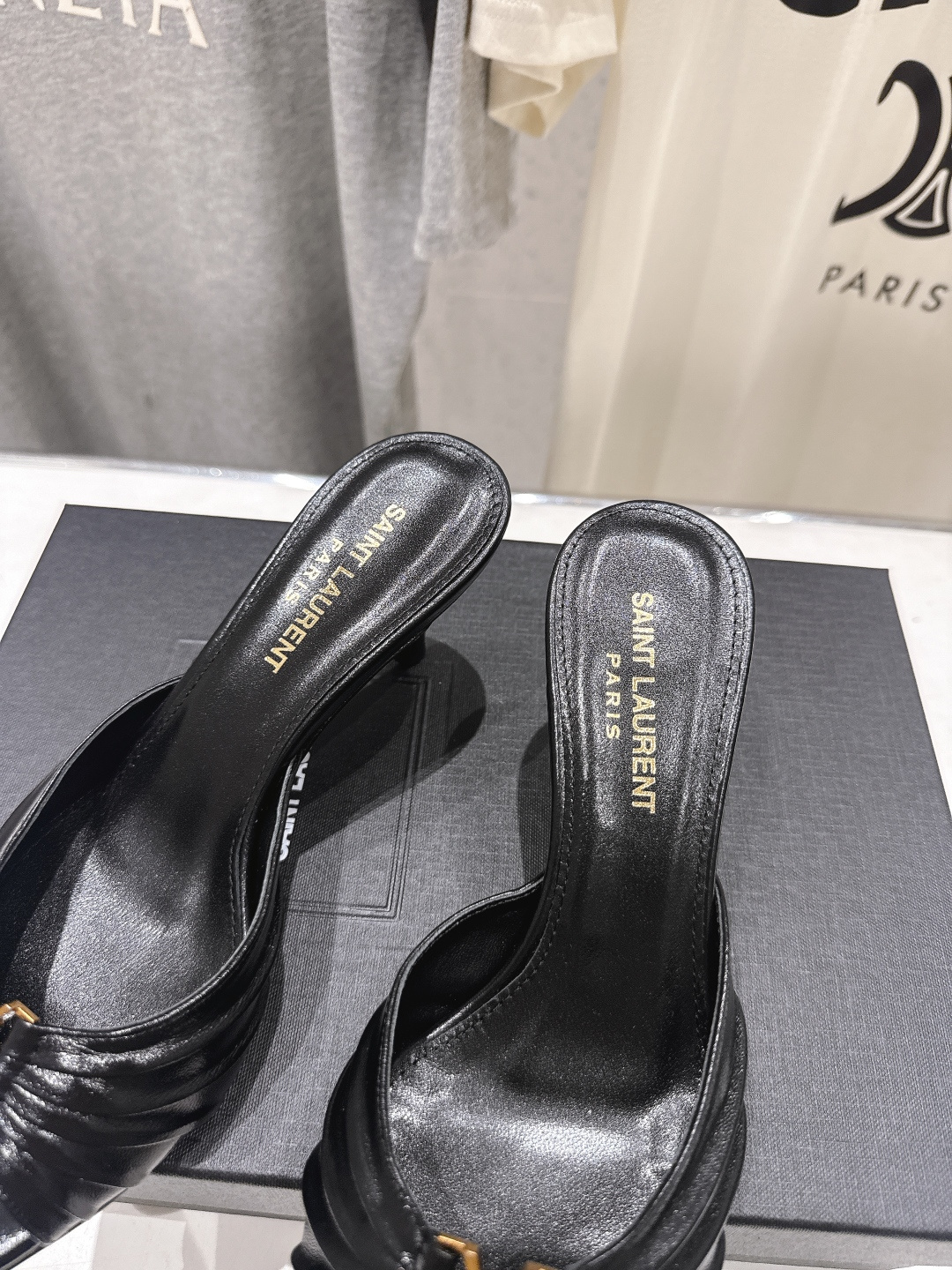 高版本出厂 「SAINT LAURENT*」F017 圣罗兰26ss夏季新款ysl 圣罗兰高跟拖鞋~ 高版本出厂 「SAINT LAURENT*」F017 圣罗兰26ss夏季新款ysl 圣罗兰高跟拖鞋~