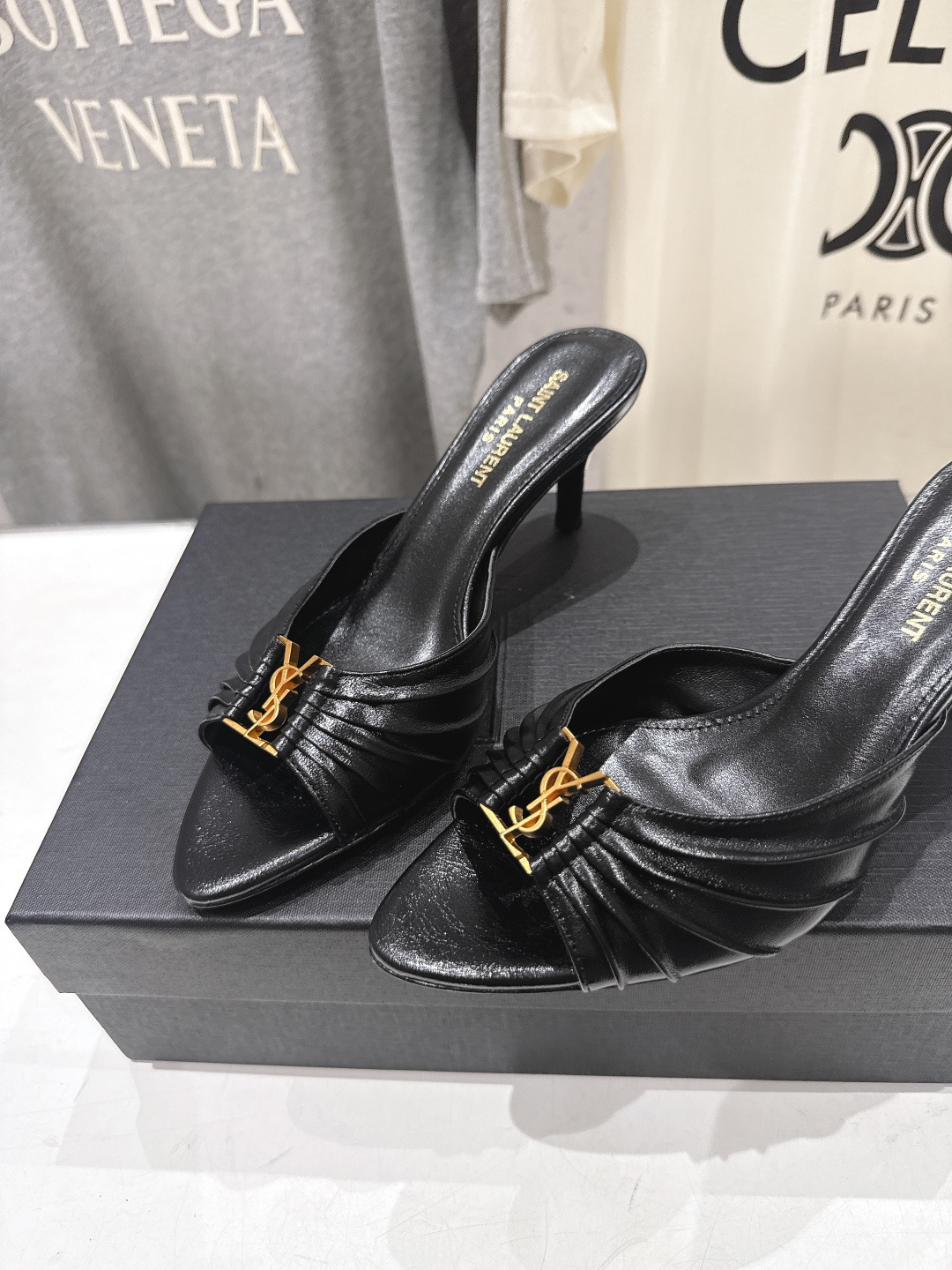 高版本出厂 「SAINT LAURENT*」F017 圣罗兰26ss夏季新款ysl 圣罗兰高跟拖鞋~ 高版本出厂 「SAINT LAURENT*」F017 圣罗兰26ss夏季新款ysl 圣罗兰高跟拖鞋~