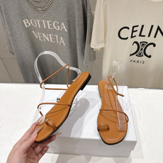 高版本出厂 Celine~赛琳F018 2026ss夏季新款平底时尚罗马风夹脚平底凉鞋New Celi 高版本出厂 Celine~赛琳F018 2026ss夏季新款平底时尚罗马风夹脚平底凉鞋New Celi