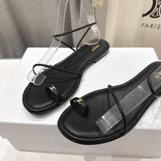 高版本出厂 Celine~赛琳F018 2026ss夏季新款平底时尚罗马风夹脚平底凉鞋New Celi 高版本出厂 Celine~赛琳F018 2026ss夏季新款平底时尚罗马风夹脚平底凉鞋New Celi