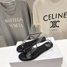 高版本出厂 Celine~赛琳F018 2026ss夏季新款平底时尚罗马风夹脚平底凉鞋New Celi 高版本出厂 Celine~赛琳F018 2026ss夏季新款平底时尚罗马风夹脚平底凉鞋New Celi