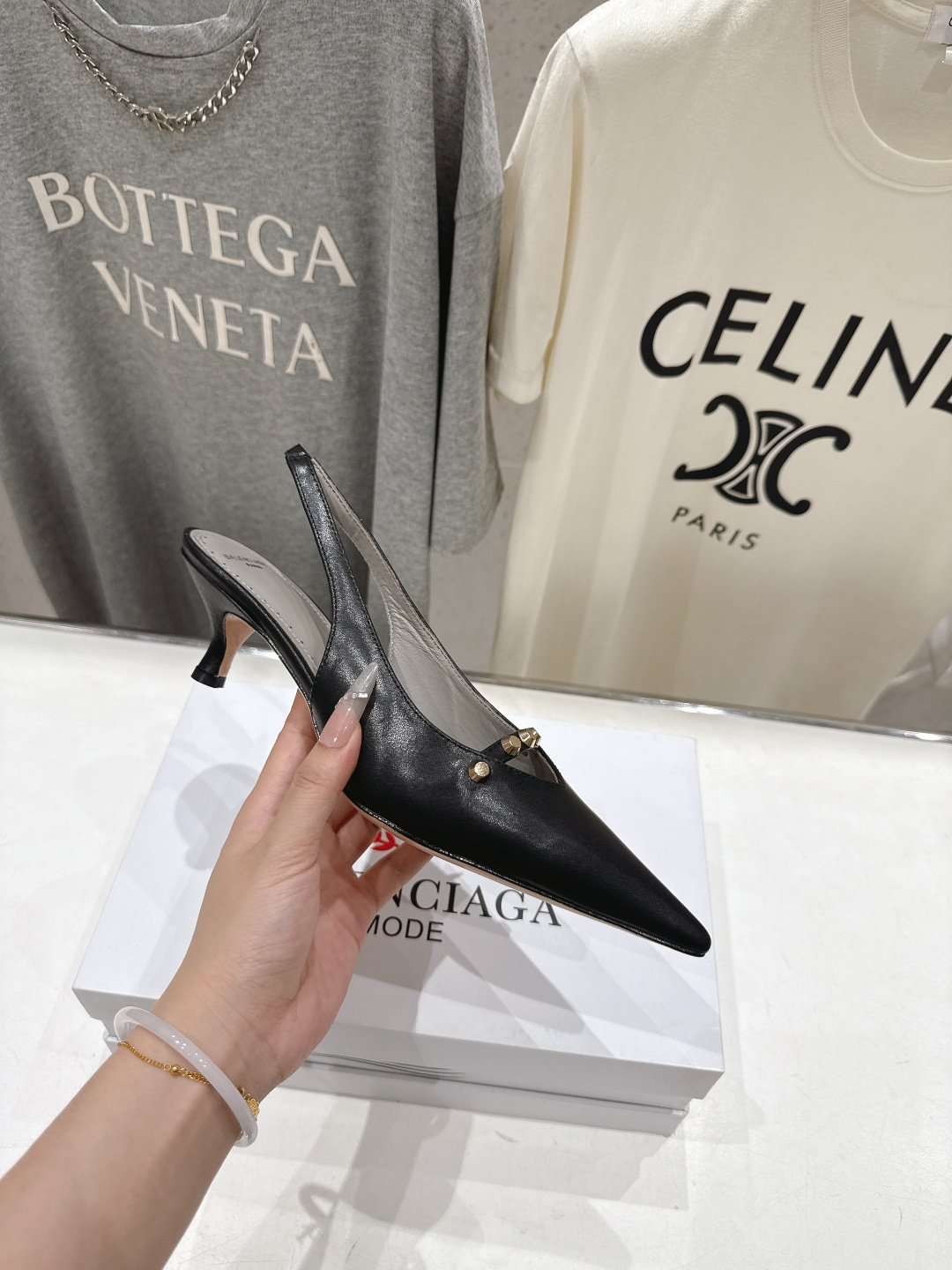 高版本出厂 BALENCIAG*巴黎世家F073 2026ss夏季新款尖头高跟鞋凉鞋非常舒服的高跟凉鞋 高版本出厂 BALENCIAG*巴黎世家F073 2026ss夏季新款尖头高跟鞋凉鞋非常舒服的高跟凉鞋