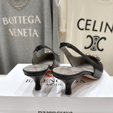 高版本出厂 BALENCIAG*巴黎世家F073 2026ss夏季新款尖头高跟鞋凉鞋非常舒服的高跟凉鞋 高版本出厂 BALENCIAG*巴黎世家F073 2026ss夏季新款尖头高跟鞋凉鞋非常舒服的高跟凉鞋
