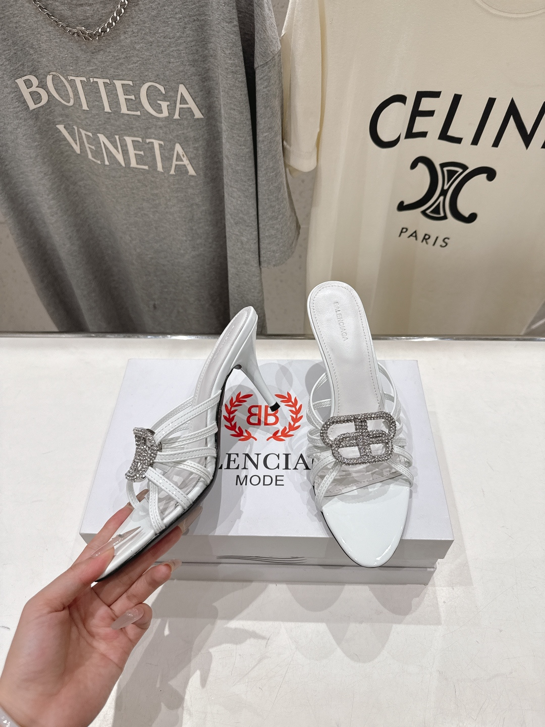 高版本出厂 BALENCIAG*巴黎世家F073 2026ss夏季新款双B字母扣高跟鞋拖鞋非常时髦一款 高版本出厂 BALENCIAG*巴黎世家F073 2026ss夏季新款双B字母扣高跟鞋拖鞋非常时髦一款