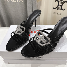 高版本出厂 BALENCIAG*巴黎世家F073 2026ss夏季新款双B字母扣高跟鞋拖鞋非常时髦一款 高版本出厂 BALENCIAG*巴黎世家F073 2026ss夏季新款双B字母扣高跟鞋拖鞋非常时髦一款