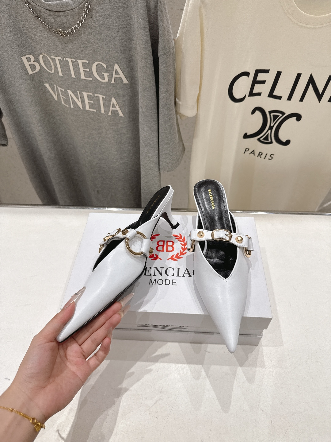 高版本出厂 BALENCIAG*巴黎世家F073 2026ss夏季新款尖头高跟鞋拖鞋非常舒服的高跟拖鞋 高版本出厂 BALENCIAG*巴黎世家F073 2026ss夏季新款尖头高跟鞋拖鞋非常舒服的高跟拖鞋
