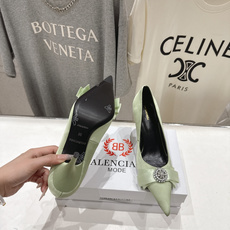 高版本出厂 BALENCIAG*巴黎世家F073 2026ss夏季新款水钻蝴蝶结尖头高跟鞋单鞋非常舒服 高版本出厂 BALENCIAG*巴黎世家F073 2026ss夏季新款水钻蝴蝶结尖头高跟鞋单鞋非常舒服