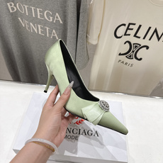高版本出厂 BALENCIAG*巴黎世家F073 2026ss夏季新款水钻蝴蝶结尖头高跟鞋单鞋非常舒服 高版本出厂 BALENCIAG*巴黎世家F073 2026ss夏季新款水钻蝴蝶结尖头高跟鞋单鞋非常舒服