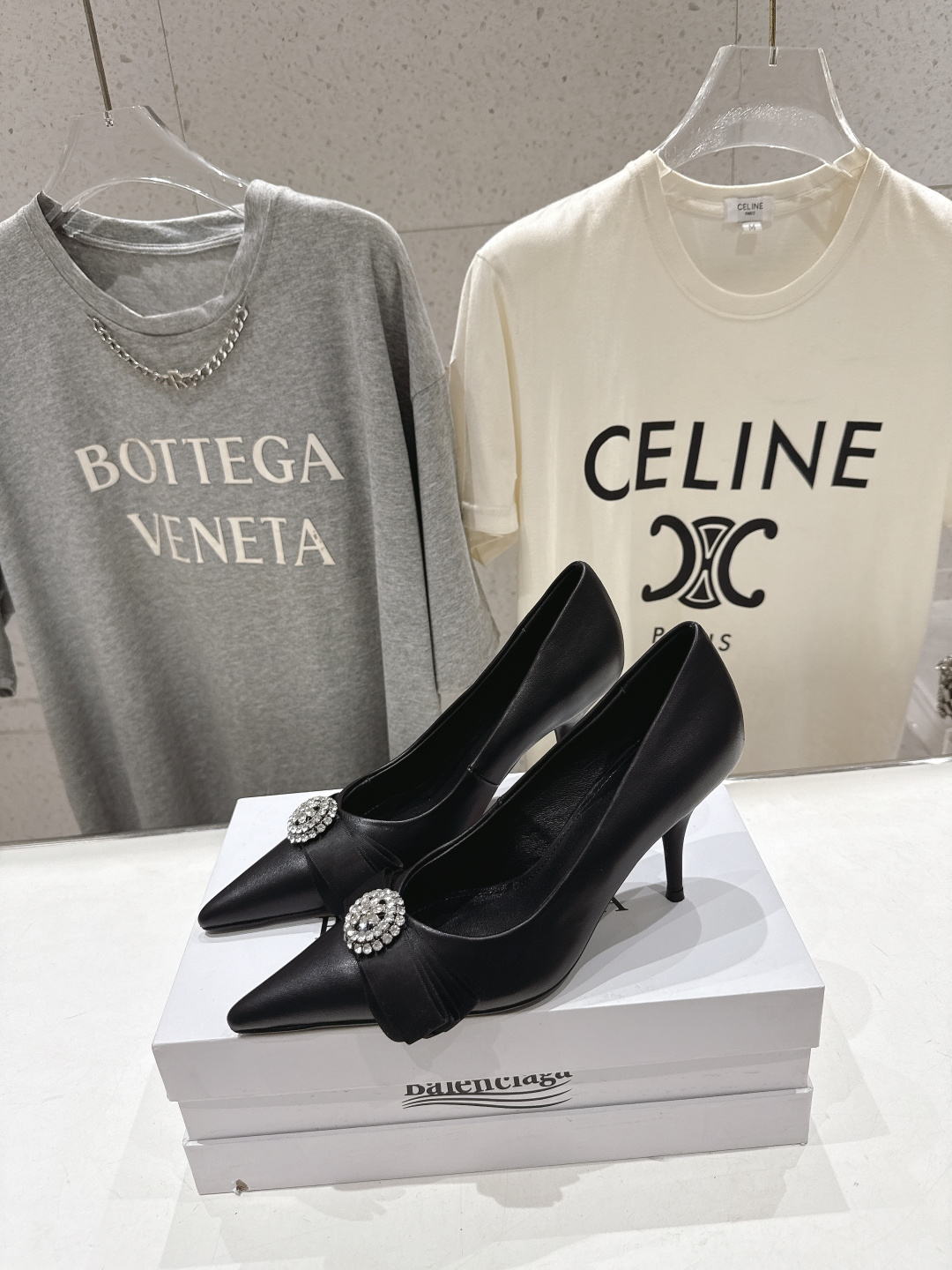 高版本出厂  BALENCIAG*巴黎世家F073 2026ss夏季新款水钻蝴蝶结尖头高跟鞋单鞋非常舒服