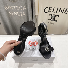 高版本出厂 BALENCIAG*巴黎世家F073 2026ss夏季新款水钻蝴蝶结鱼嘴高跟鞋凉鞋非常舒服 高版本出厂 BALENCIAG*巴黎世家F073 2026ss夏季新款水钻蝴蝶结鱼嘴高跟鞋凉鞋非常舒服