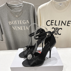 高版本出厂 BALENCIAG*巴黎世家F073 2026ss夏季新款水钻蝴蝶结鱼嘴高跟鞋凉鞋非常舒服 高版本出厂 BALENCIAG*巴黎世家F073 2026ss夏季新款水钻蝴蝶结鱼嘴高跟鞋凉鞋非常舒服