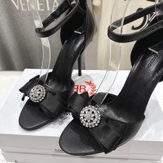 高版本出厂 BALENCIAG*巴黎世家F073 2026ss夏季新款水钻蝴蝶结鱼嘴高跟鞋凉鞋非常舒服 高版本出厂 BALENCIAG*巴黎世家F073 2026ss夏季新款水钻蝴蝶结鱼嘴高跟鞋凉鞋非常舒服