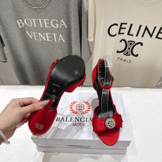 高版本出厂 BALENCIAG*巴黎世家F073 2026ss夏季新款水钻蝴蝶结鱼嘴高跟鞋凉鞋非常舒服 高版本出厂 BALENCIAG*巴黎世家F073 2026ss夏季新款水钻蝴蝶结鱼嘴高跟鞋凉鞋非常舒服