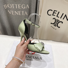 高版本出厂 BALENCIAG*巴黎世家F073 2026ss夏季新款水钻蝴蝶结鱼嘴高跟鞋凉鞋非常舒服 高版本出厂 BALENCIAG*巴黎世家F073 2026ss夏季新款水钻蝴蝶结鱼嘴高跟鞋凉鞋非常舒服