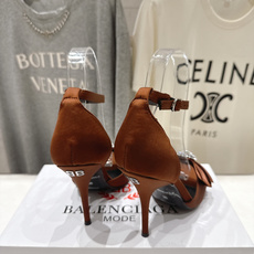 高版本出厂 BALENCIAG*巴黎世家F073 2026ss夏季新款水钻蝴蝶结鱼嘴高跟鞋凉鞋非常舒服 高版本出厂 BALENCIAG*巴黎世家F073 2026ss夏季新款水钻蝴蝶结鱼嘴高跟鞋凉鞋非常舒服