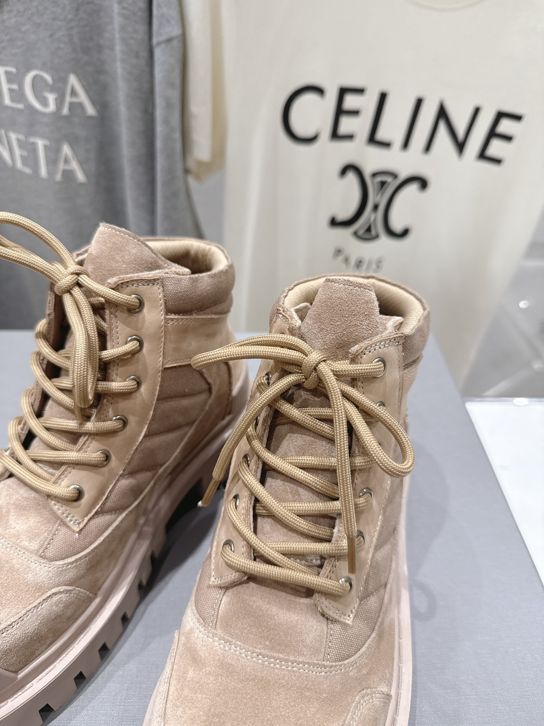 高版本出厂 男码+20 BALENCIAG*巴黎世家F046 2026ss秋冬新款高帮系带短靴 情侣 高版本出厂 男码+20 BALENCIAG*巴黎世家F046 2026ss秋冬新款高帮系带短靴 情侣