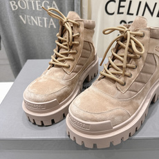 高版本出厂 男码+20 BALENCIAG*巴黎世家F046 2026ss秋冬新款高帮系带短靴 情侣 高版本出厂 男码+20 BALENCIAG*巴黎世家F046 2026ss秋冬新款高帮系带短靴 情侣