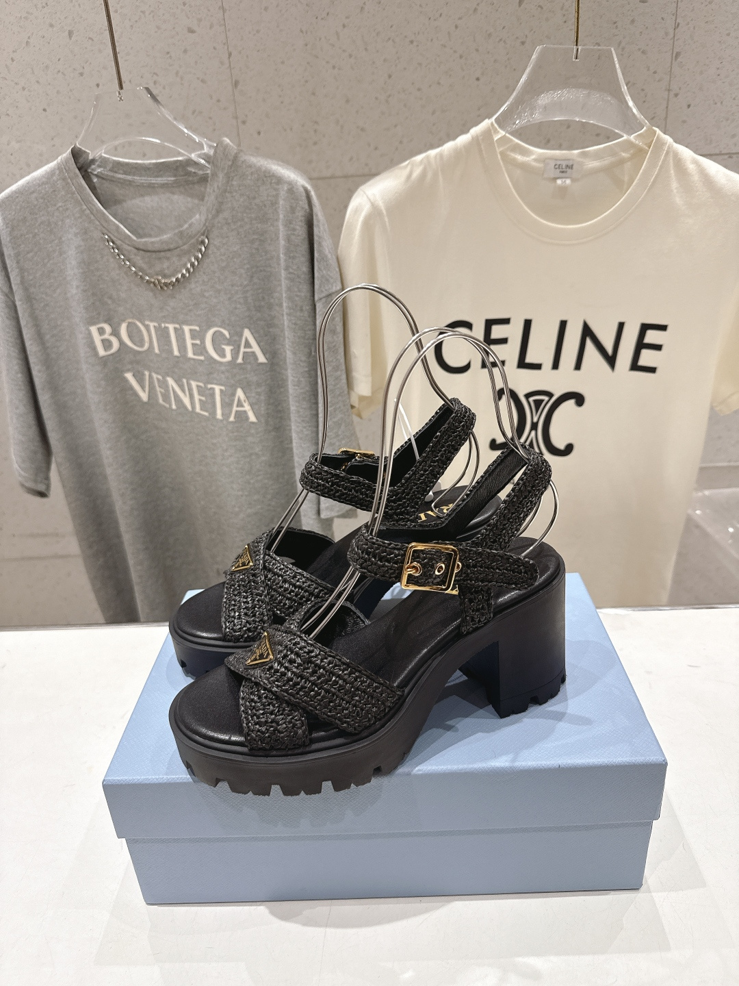 高版本出厂  Prada/普拉达F029 26ss夏季新款高跟厚底沙滩凉鞋这个鞋型真的属于经典不会过时的