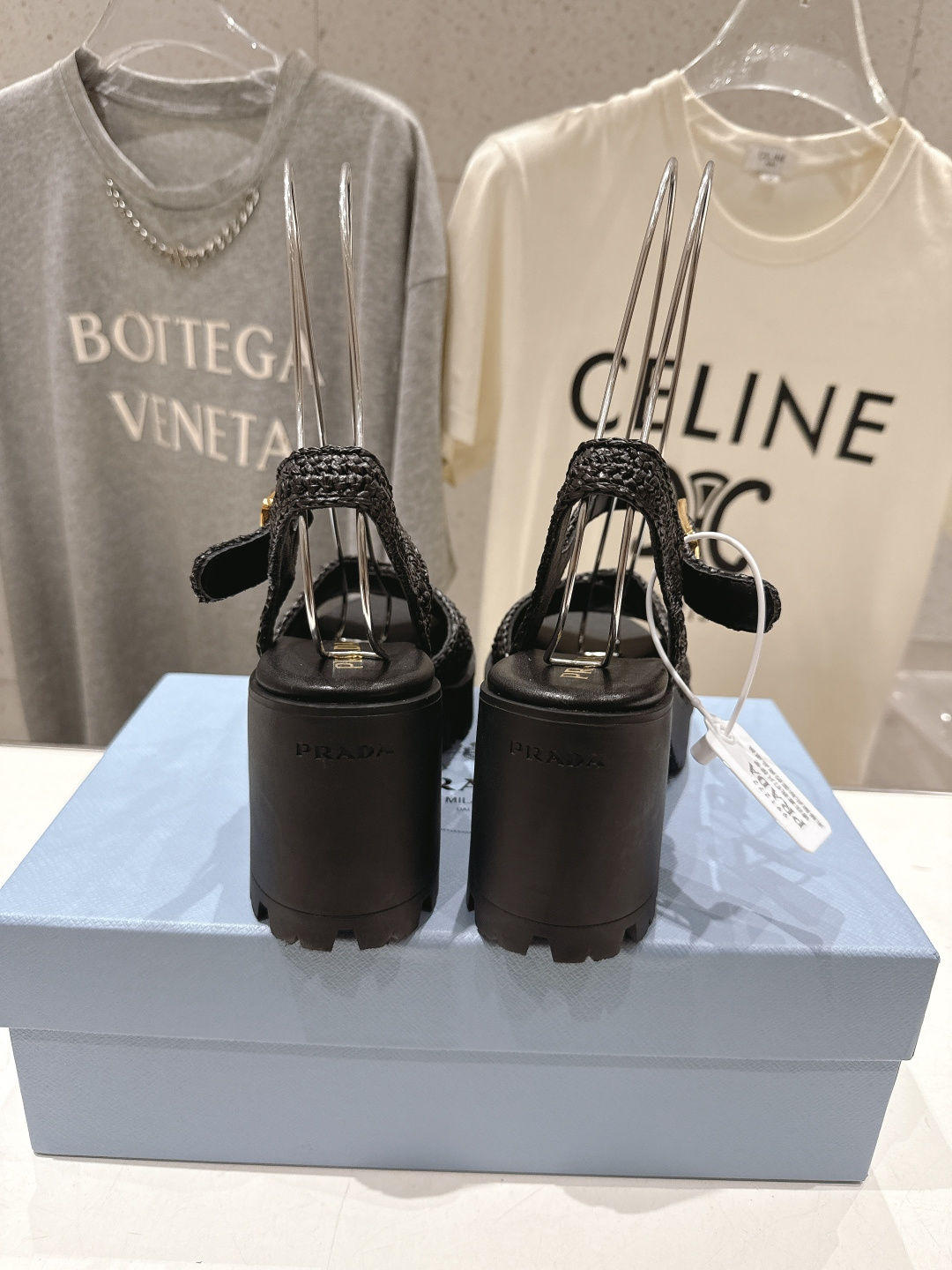 高版本出厂  Prada/普拉达F029 26ss夏季新款高跟厚底沙滩凉鞋这个鞋型真的属于经典不会过时的