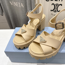 高版本出厂 Prada/普拉达F029 26ss夏季新款高跟厚底沙滩凉鞋这个鞋型真的属于经典不会过时的 高版本出厂 Prada/普拉达F029 26ss夏季新款高跟厚底沙滩凉鞋这个鞋型真的属于经典不会过时的