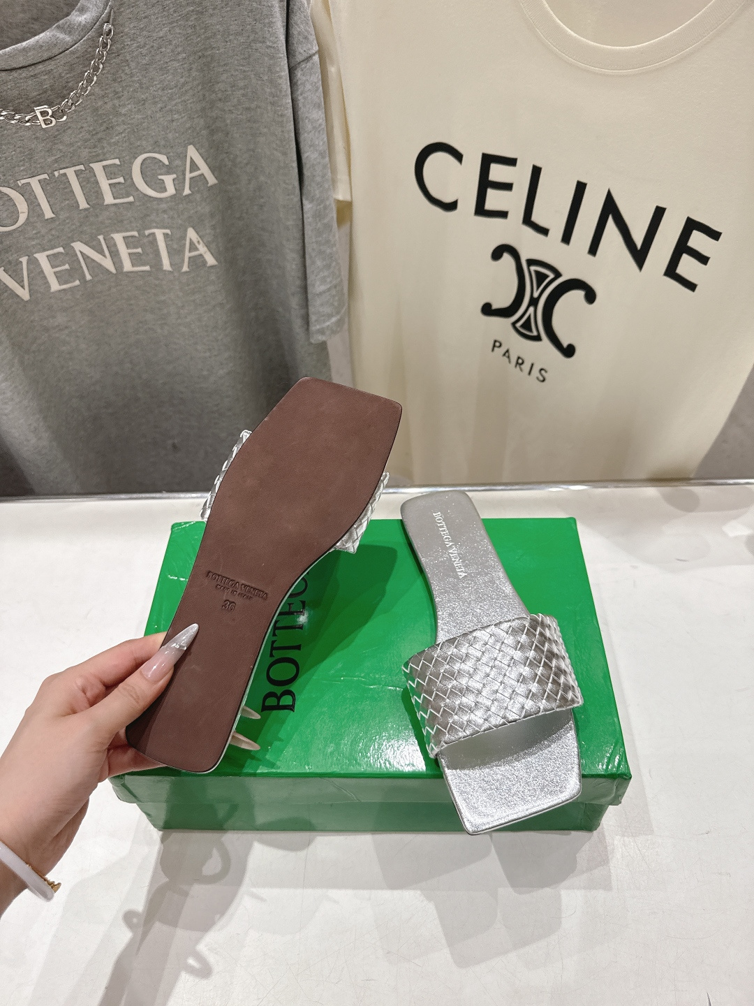 高版本出厂 Bottega Veneta/BV F065 2026ss夏季新款Parco Mule女士平