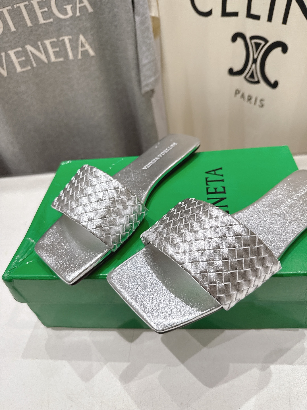 高版本出厂 Bottega Veneta/BV F065 2026ss夏季新款Parco Mule女士平