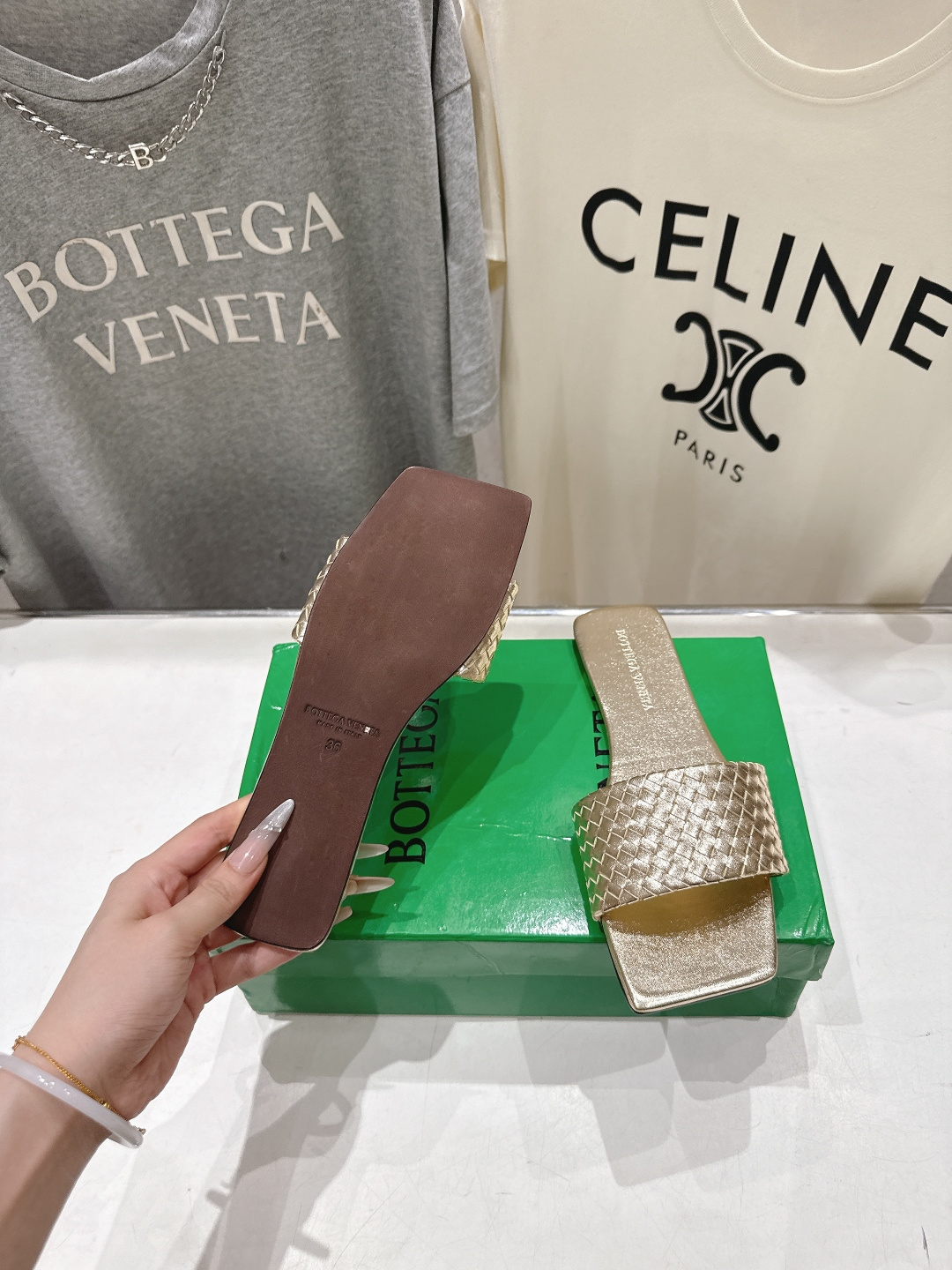 高版本出厂 Bottega Veneta/BV F065 2026ss夏季新款Parco Mule女士平