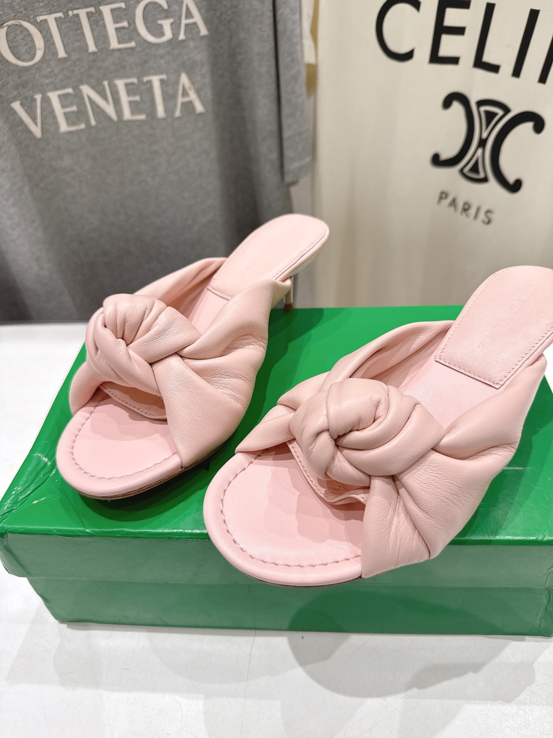 高版本出厂 Bottega Veneta/BV F065 2026ss夏季新款Parco Mule女士打