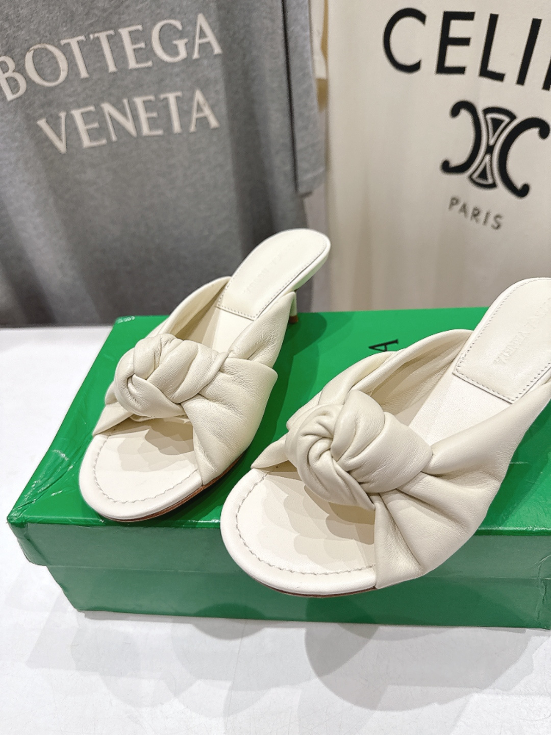 高版本出厂 Bottega Veneta/BV F065 2026ss夏季新款Parco Mule女士打