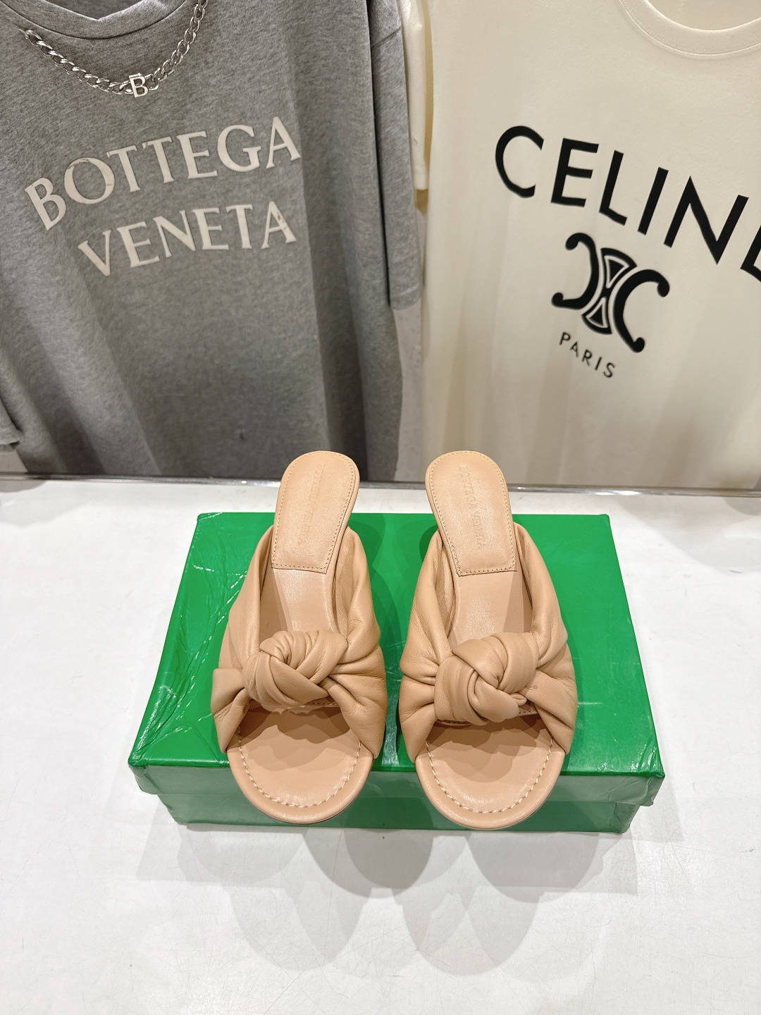 高版本出厂 Bottega Veneta/BV F065 2026ss夏季新款Parco Mule女士打