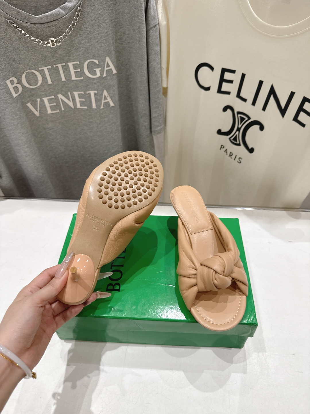 高版本出厂 Bottega Veneta/BV F065 2026ss夏季新款Parco Mule女士打