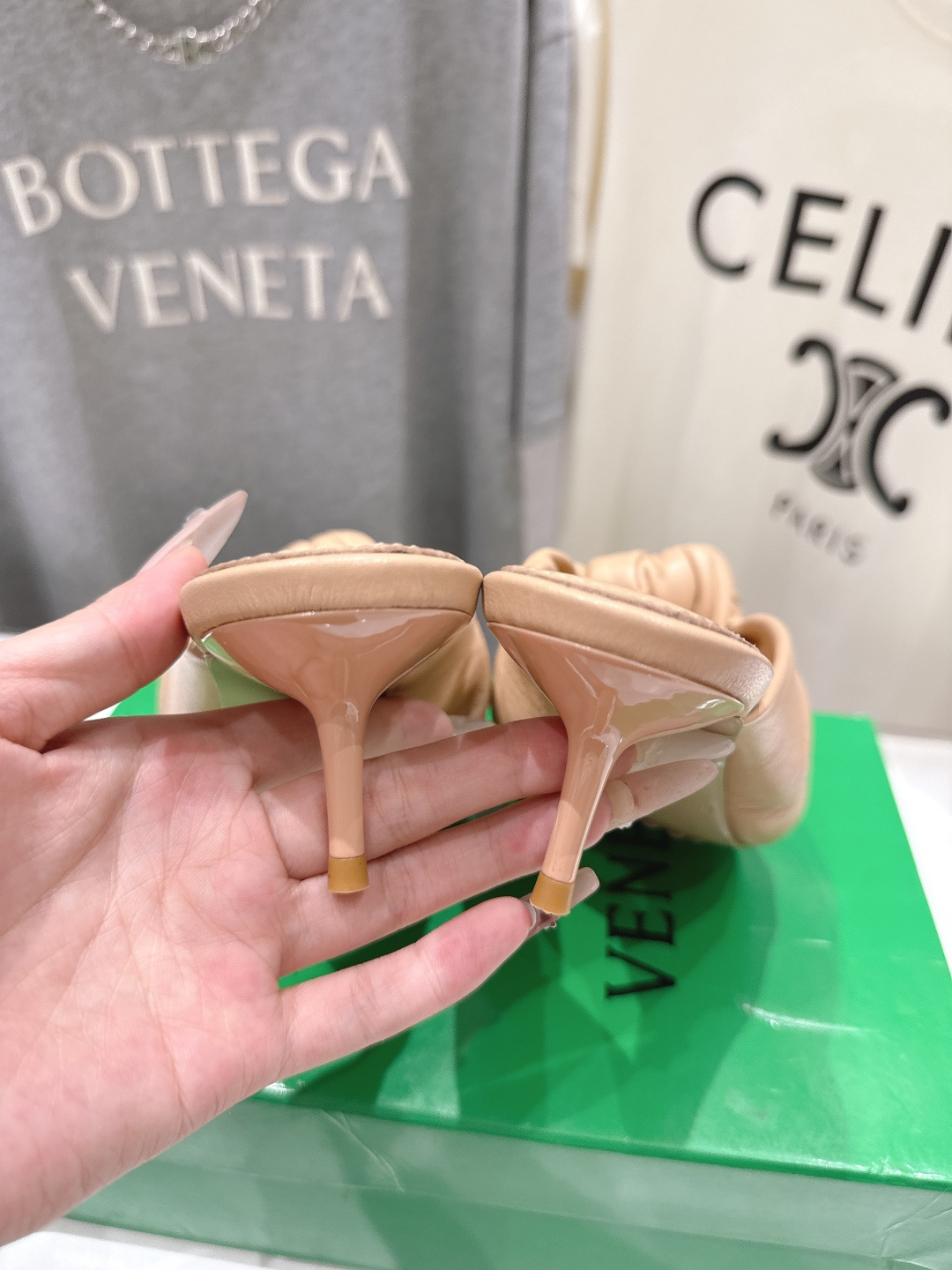 高版本出厂 Bottega Veneta/BV F065 2026ss夏季新款Parco Mule女士打